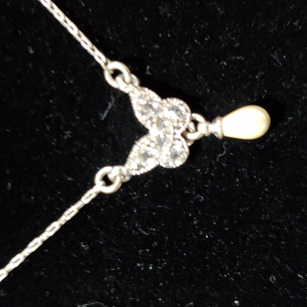 Avon butterfly necklace